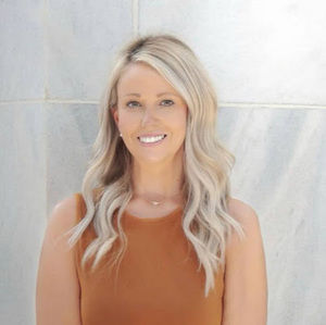 Meet your Posher, Afton